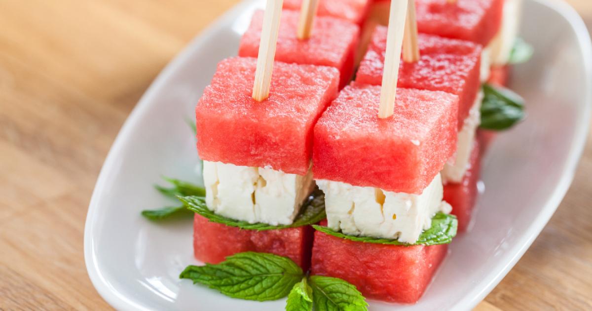 Brochettes tomate-pastèque à la feta | Fédération Française des Diabétiques